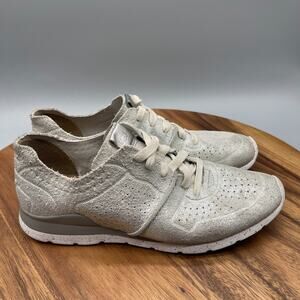 Ugg Shoes Womens Size 8 Tye Stardust Perforated Sneakers Silver Metallic Suede